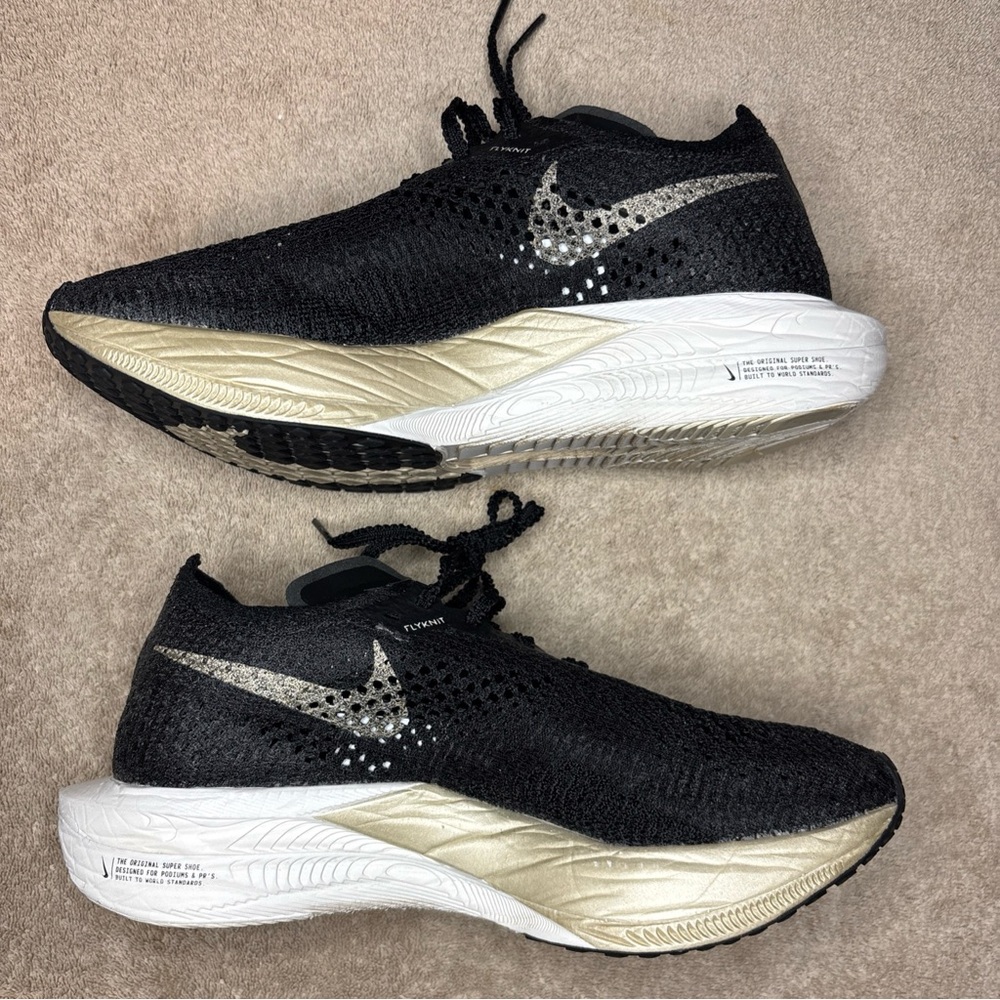 Nike ZoomX VaporFly Next% 3 Womens Size 6.5 Black Metallic Gold Grain - Picture 3 of 8